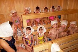 «Бассейн – сауна – фитобар» на страже здоровья дошколят «Бассейн – сауна – фитобар» на страже здоровья дошколят