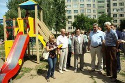 Глава города Чебоксары проинспектировал ход ремонтных работ во дворах: "Комплексное благоустройство дворов будет продолжаться" Глава города Чебоксары проинспектировал ход ремонтных работ во дворах: "Комплексное благоустройство дворов будет продолжаться"