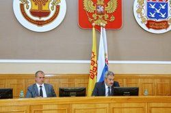 Глава города Чебоксары Леонид Черкесов провел традиционную планерку Глава города Чебоксары Леонид Черкесов провел традиционную планерку