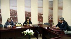 Елена Довлатова на встрече с главой города Леонидом Черкесовым: «Чебоксары – город, где испытываешь душевный комфорт» Елена Довлатова на встрече с главой города Леонидом Черкесовым: «Чебоксары – город, где испытываешь душевный комфорт»