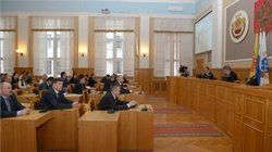 Городские власти Чебоксар поддержали идею о сокращении своих зарплат Городские власти Чебоксар поддержали идею о сокращении своих зарплат