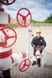 «РН-Юганскнефтегаз» добыл 150 - миллионную тонну нефти на Правдинском месторождении «РН-Юганскнефтегаз» добыл 150 - миллионную тонну нефти на Правдинском месторождении