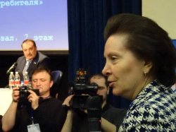 Наталья Комарова: «На телевидении надо открыть программу о работе лучших Советов МКД» Наталья Комарова: «На телевидении надо открыть программу о работе лучших Советов МКД»