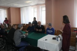 Воронежская «Молодежка ОНФ» провела турнир по игре в шашки в геронтологическом центре Воронежская «Молодежка ОНФ» провела турнир по игре в шашки в геронтологическом центре