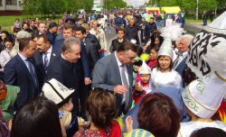 30 тыс. жителей Нижневартовска и гостей города приняли участие в фестивале белых ночей 30 тыс. жителей Нижневартовска и гостей города приняли участие в фестивале белых ночей