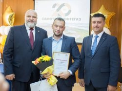 По труду и честь. В АО «Самотлонефтегаз» отметили лучших сотрудников По труду и честь. В АО «Самотлонефтегаз» отметили лучших сотрудников