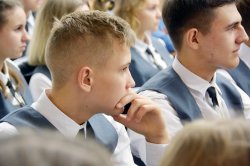 «Самотлорнефтегаз» поздравил учеников Роснефть-классов и студентов Тюменского индустриального университета с началом нового учебного года «Самотлорнефтегаз» поздравил учеников Роснефть-классов и студентов Тюменского индустриального университета с началом нового учебного года