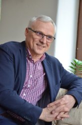 Создатель детского хосписа из Сибири может стать «Headlinerom года». Создатель детского хосписа из Сибири может стать «Headlinerom года».