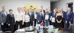 Десять нижневартовских студентов удостоены корпоративной стипендии «Самотлорнефтегаза»