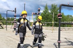 Нефтяниками АО «ННП» НК «Роснефть» добыта 10 миллионная тонна нефти на Ай-Ёганском месторождении Нефтяниками АО «ННП» НК «Роснефть» добыта 10 миллионная тонна нефти на Ай-Ёганском месторождении