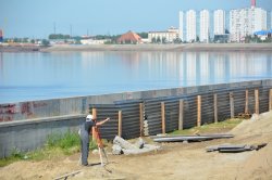 Школу и сквер, строительство которых в Нижневартовске финансирует «Роснефть», сдадут в текущем году Школу и сквер, строительство которых в Нижневартовске финансирует «Роснефть», сдадут в текущем году