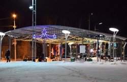 Мегион начали украшать к Новому году Мегион начали украшать к Новому году