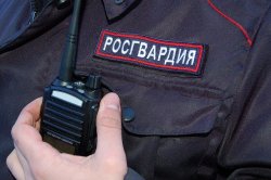 Сотрудники Росгвардии задержали мужчину с ножом Сотрудники Росгвардии задержали мужчину с ножом
