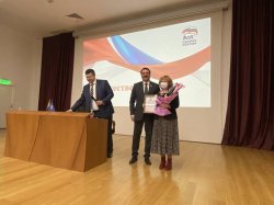 Ирина Урванцева получила благодарность Секретаря Регионального отделения партии «Единая Россия» Бориса Хохрякова Ирина Урванцева получила благодарность Секретаря Регионального отделения партии «Единая Россия» Бориса Хохрякова