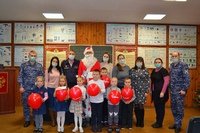 В новгородской Росгвардии подвели итоги детского конкурса «Новогодняя фантазия» В новгородской Росгвардии подвели итоги детского конкурса «Новогодняя фантазия»