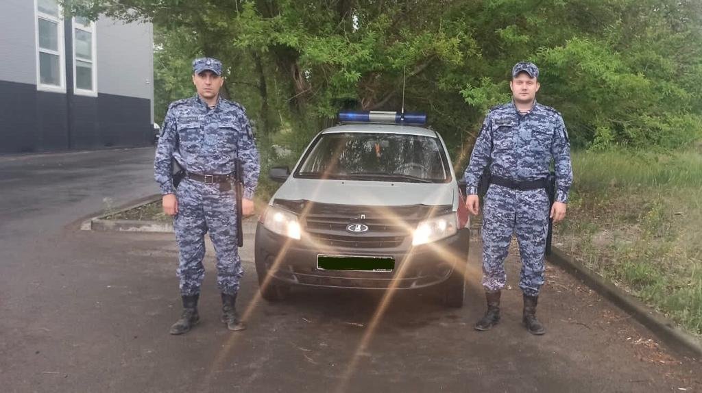 спецназ росгвардии. нападение росгвардии. охрана росгвардии. избил сотрудника росгвардии. росгвардия стрельбы.