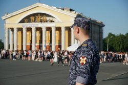 Карельские росгвардейцы обеспечили охрану общественного порядка в День города Карельские росгвардейцы обеспечили охрану общественного порядка в День города