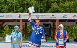 При поддержке «Самотлорнефтегаза» в Югре прошли Международные соревнования на вёсельных лодках — обласах При поддержке «Самотлорнефтегаза» в Югре прошли Международные соревнования на вёсельных лодках — обласах