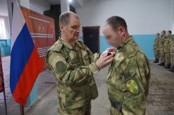 Генерал-полковник Алексей Беззубиков вручил награды росгвардейцам, отличившимся при выполнении служебно-боевых задач Генерал-полковник Алексей Беззубиков вручил награды росгвардейцам, отличившимся при выполнении служебно-боевых задач