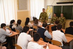 Курсанты Росгвардии рассказали грозненским школьникам о ведомственном вузе Курсанты Росгвардии рассказали грозненским школьникам о ведомственном вузе