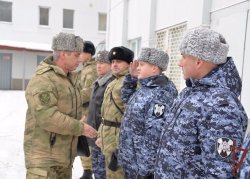 Командующий Уральским округом Росгвардии проверил подразделения, выполняющие служебно-боевые задачи в Югре Командующий Уральским округом Росгвардии проверил подразделения, выполняющие служебно-боевые задачи в Югре