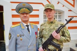 ​​​​​​Сын главы Карелии принял Военную присягу в Центре подготовки личного состава Росгвардии ​​​​​​Сын главы Карелии принял Военную присягу в Центре подготовки личного состава Росгвардии