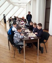В Грозном ученики 1-й школы Росгвардии стали победителями и призёрами регионального турнира по шахматам В Грозном ученики 1-й школы Росгвардии стали победителями и призёрами регионального турнира по шахматам