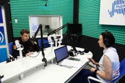 Начальник центра лицензионно-разрешительной работы Росгвардии рассказал ямальским радиослушателям о деятельности подразделения Начальник центра лицензионно-разрешительной работы Росгвардии рассказал ямальским радиослушателям о деятельности подразделения
