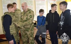 Патриотические мероприятия в рамках «Недели мужества» проводят росгвардейцы в Тюменской области Патриотические мероприятия в рамках «Недели мужества» проводят росгвардейцы в Тюменской области