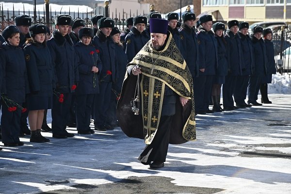 В ГУФСИН России по Новосибирской области прошел «День памяти» сотрудников, погибших при исполнении служебных обязанностей В ГУФСИН России по Новосибирской области прошел «День памяти» сотрудников, погибших при исполнении служебных обязанностей