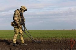 Росгвардия показала работу саперов в районе специальной военной операции Росгвардия показала работу саперов в районе специальной военной операции