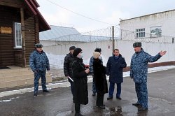 Прокурор и члены Общественной наблюдательной комиссии посетили ИК-2 Прокурор и члены Общественной наблюдательной комиссии посетили ИК-2