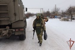 Росгврадейцы оказывают адресную помощь нуждающимся жителям населенных пунктов ЛНР Росгврадейцы оказывают адресную помощь нуждающимся жителям населенных пунктов ЛНР