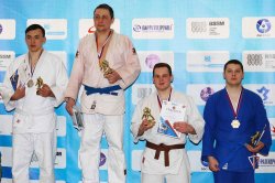 Ямальские росгвардейцы завоевали золотую и бронзовые медали Чемпионата по дзюдо Уральского округа войск национальной гвардии (ВИДЕО) Ямальские росгвардейцы завоевали золотую и бронзовые медали Чемпионата по дзюдо Уральского округа войск национальной гвардии (ВИДЕО)