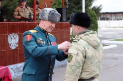 Воинской части владикавказского соединения Росгвардии в Моздоке вручили боевое знамя Воинской части владикавказского соединения Росгвардии в Моздоке вручили боевое знамя