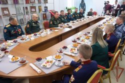 Генерал армии Виктор Золотов встретился с династиями росгвардейцев в московском президентском кадетском училище им. М.А. Шолохова Генерал армии Виктор Золотов встретился с династиями росгвардейцев в московском президентском кадетском училище им. М.А. Шолохова