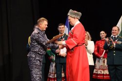 Праздничный концерт Ансамбля песни и пляски Северо-Кавказского округа Росгвардии состоялся во Владикавказе Праздничный концерт Ансамбля песни и пляски Северо-Кавказского округа Росгвардии состоялся во Владикавказе