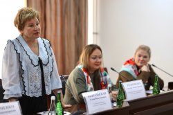 Росгвардейцы приняли участие в книжном фестивале «Питер» в Грозном Росгвардейцы приняли участие в книжном фестивале «Питер» в Грозном