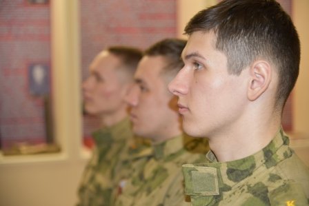 В Удмуртии ко Дню космонавтики с росгвардейцами провели тематическую беседу В Удмуртии ко Дню космонавтики с росгвардейцами провели тематическую беседу