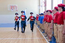 Офицеры Росгвардия приняли участие в проведении патриотического первенства среди ямальских школьников Офицеры Росгвардия приняли участие в проведении патриотического первенства среди ямальских школьников