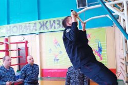 В Росгвардии выбрали лучшую группу задержания вневедомственной охраны на Ямале (ВИДЕО) В Росгвардии выбрали лучшую группу задержания вневедомственной охраны на Ямале (ВИДЕО)