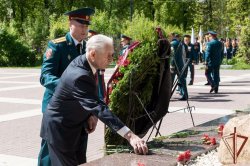 В преддверии Дня Победы генерал армии Виктор Золотов поздравил ветеранов Великой Отечественной войны В преддверии Дня Победы генерал армии Виктор Золотов поздравил ветеранов Великой Отечественной войны