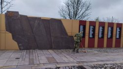 Росгвардейцы в Запорожской и Херсонской областях привели в порядок более 20 памятников воинам Великой Отечественной войны Росгвардейцы в Запорожской и Херсонской областях привели в порядок более 20 памятников воинам Великой Отечественной войны