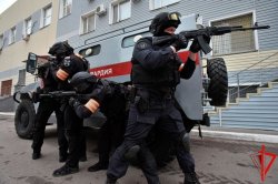 Росгвардия приглашает на службу в Донецкую Народную Республику Росгвардия приглашает на службу в Донецкую Народную Республику