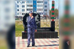 Росгвардейцы поздравили земляков-пограничников с профессиональным праздником на Ямале Росгвардейцы поздравили земляков-пограничников с профессиональным праздником на Ямале