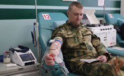 Всероссийскую ведомственную акцию «От сердца к сердцу» поддержали росгвардейцы на Урале Всероссийскую ведомственную акцию «От сердца к сердцу» поддержали росгвардейцы на Урале