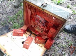 В ЛНР бойцы Росгвардии обнаружили и обезвредили взрывное устройство весом в тонну В ЛНР бойцы Росгвардии обнаружили и обезвредили взрывное устройство весом в тонну