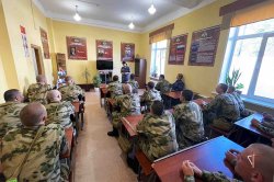 Офицеры Управления Росгвардии по Ямало-Ненецкому автономному округу провели профориентационную встречу с военнослужащими по призыву Офицеры Управления Росгвардии по Ямало-Ненецкому автономному округу провели профориентационную встречу с военнослужащими по призыву