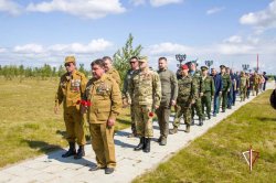 Росгвардия на Ямале почтила память ветеранов боевых действий Росгвардия на Ямале почтила память ветеранов боевых действий