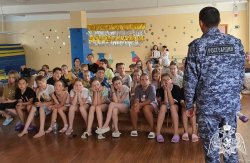 Цикл мероприятий для детей провели росгвардейцы в Тюмени Цикл мероприятий для детей провели росгвардейцы в Тюмени